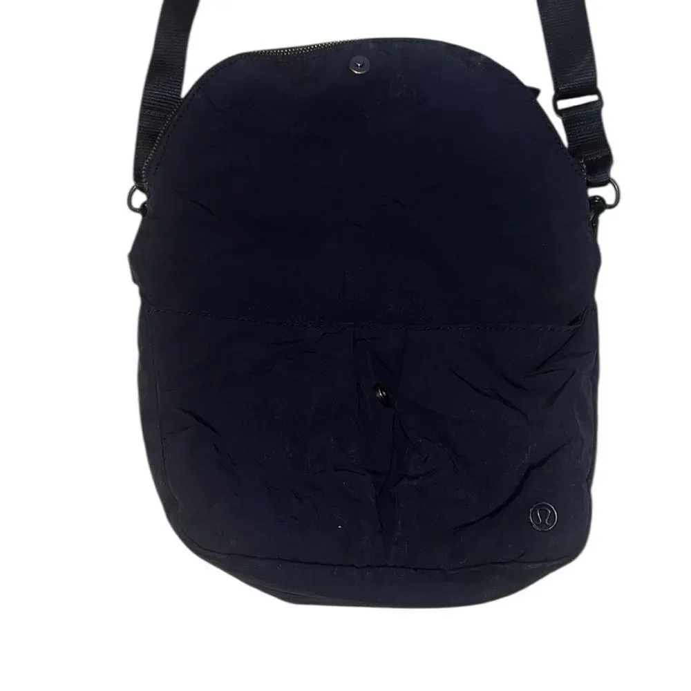 🔥 Lululemon Black Crossbody Messenger Bag‎ 🔥